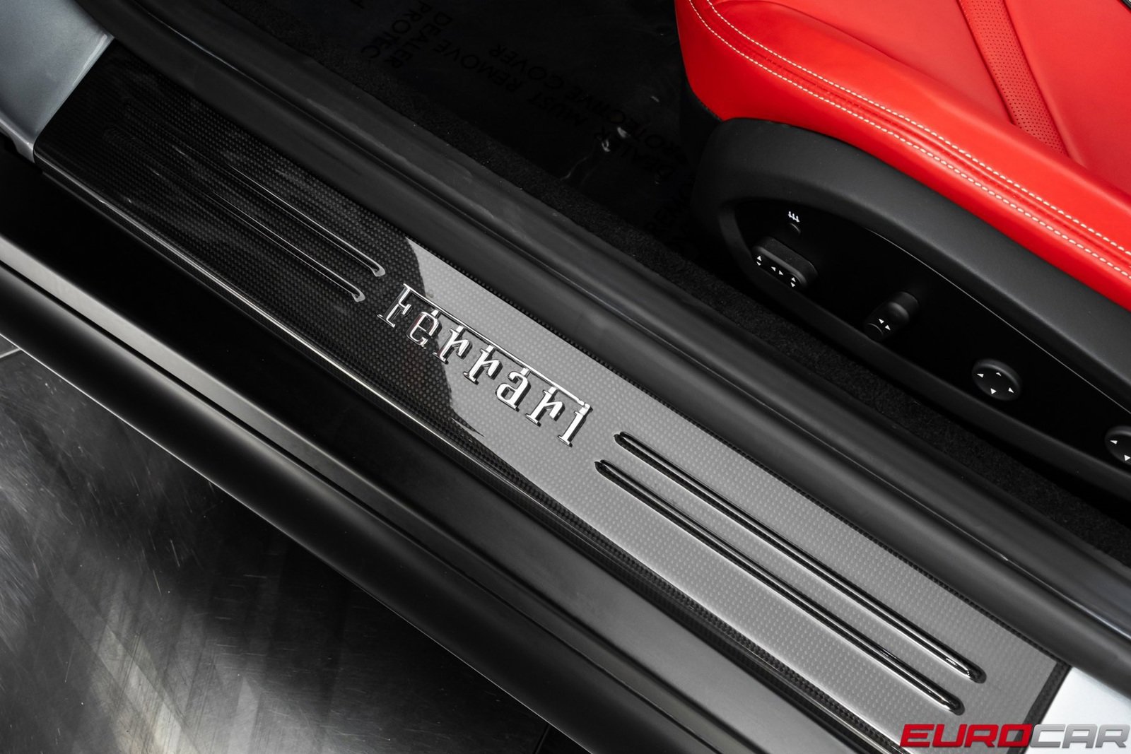 Used 2022 Ferrari 812 GTS image 45