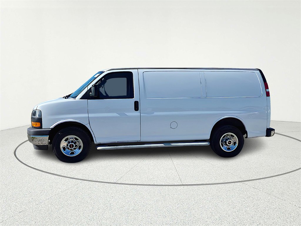 Used 2021 GMC Savana 2500 w/ Driver Convenience Package image 3