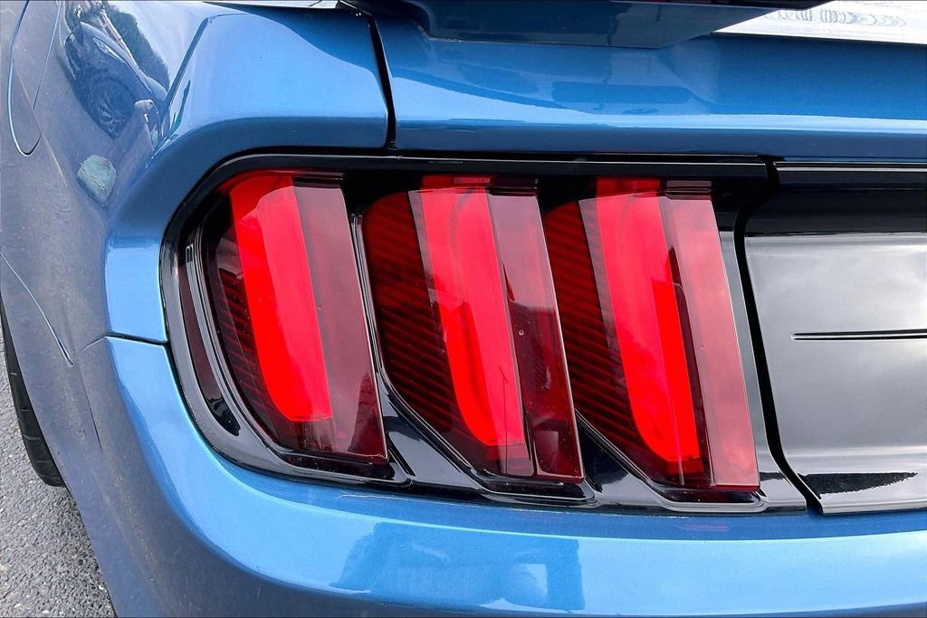 Used 2020 Ford Mustang Shelby GT350 w/ Technology Package image 24