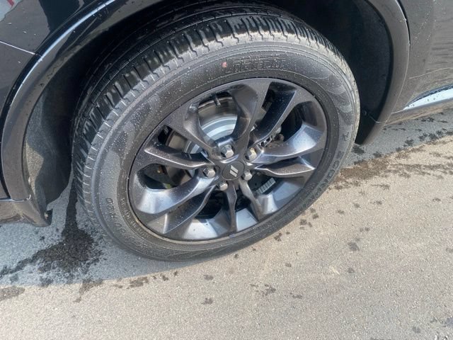 Used 2021 Dodge Durango R/T w/ Blacktop Package AWD/4WD image 3