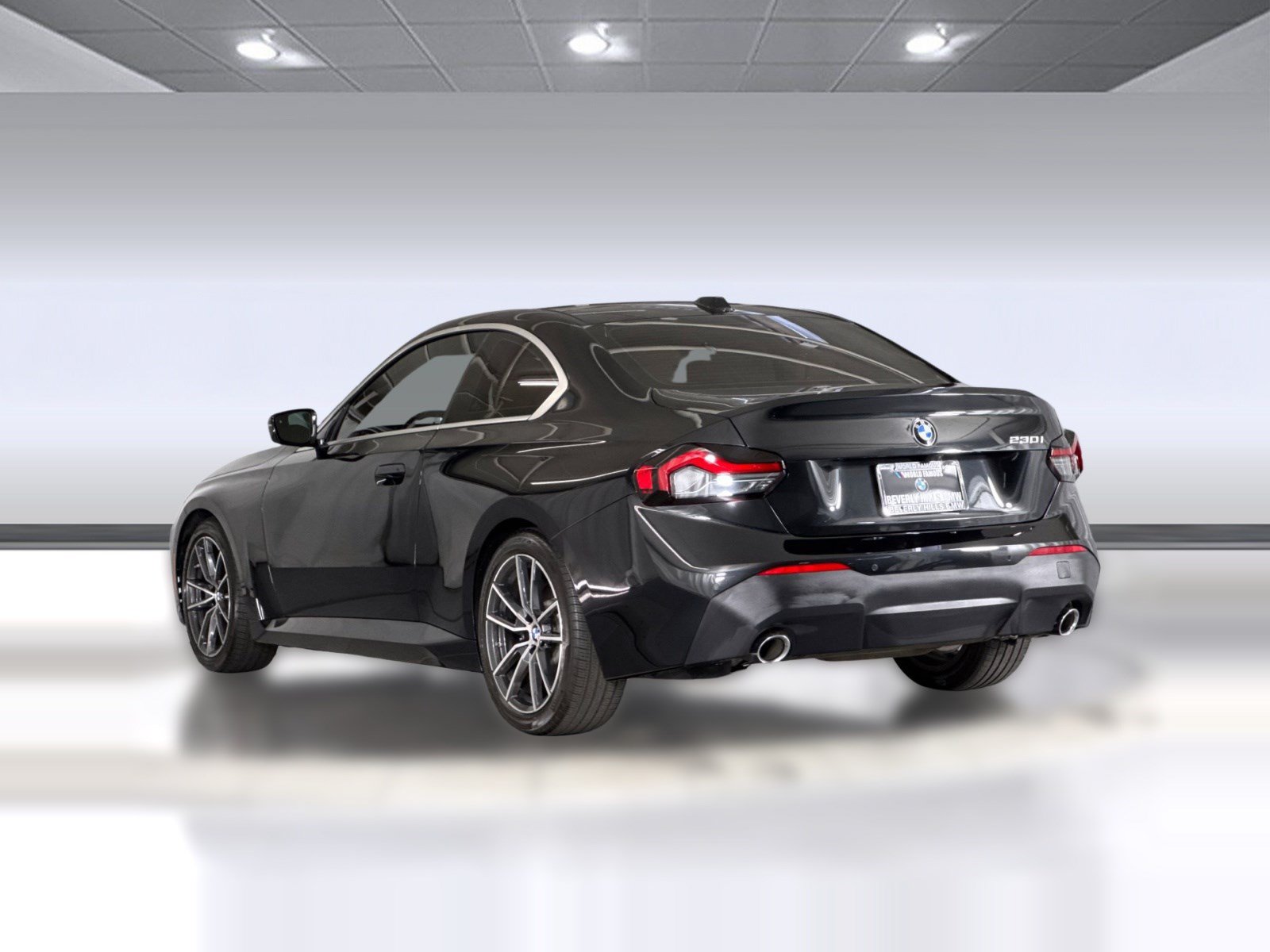 Used 2024 BMW 230i Coupe w/ Convenience Package RWD image 3