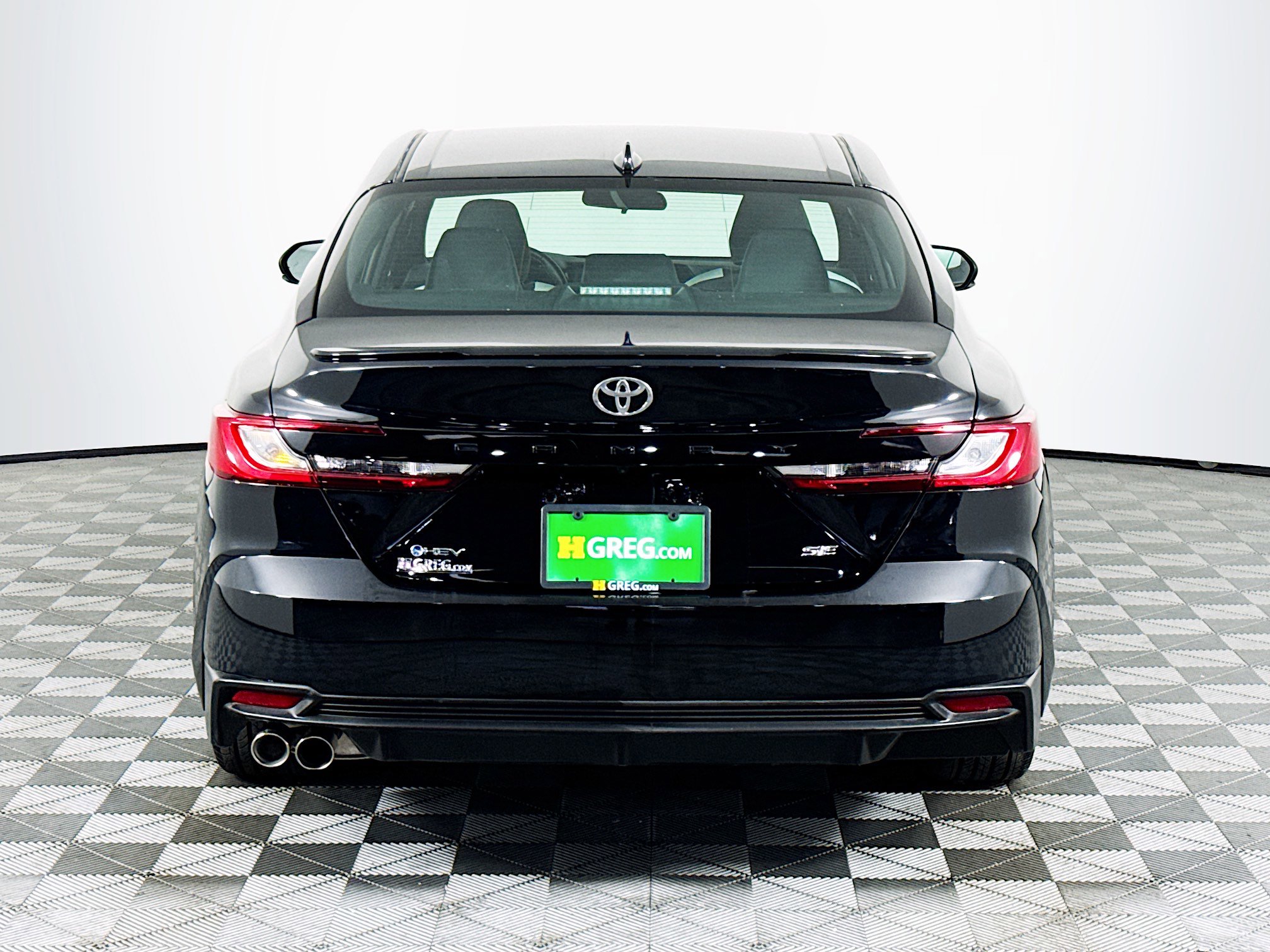 Used 2026 Toyota Camry SE FWD image 8