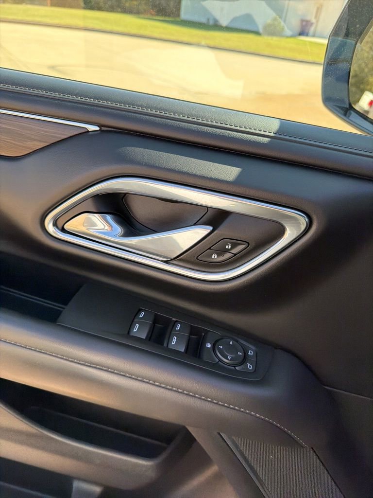 Used 2023 Chevrolet Suburban LS w/ Driver Alert Package image 20