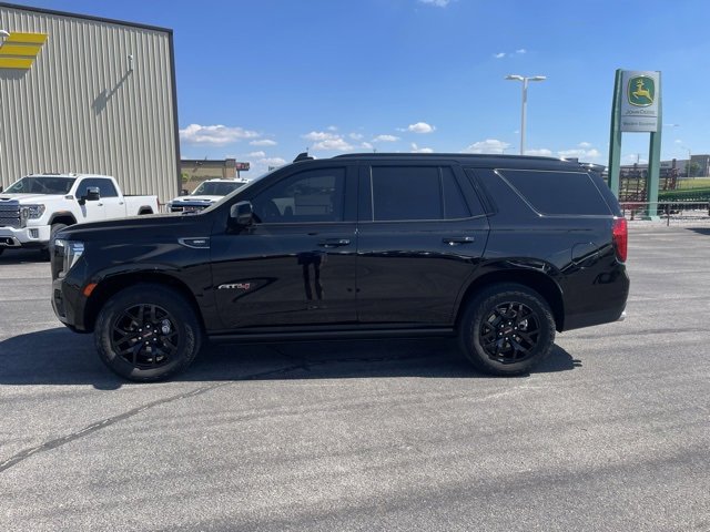 Used 2023 GMC Yukon AT4 w/ AT4 Premium Package image 8