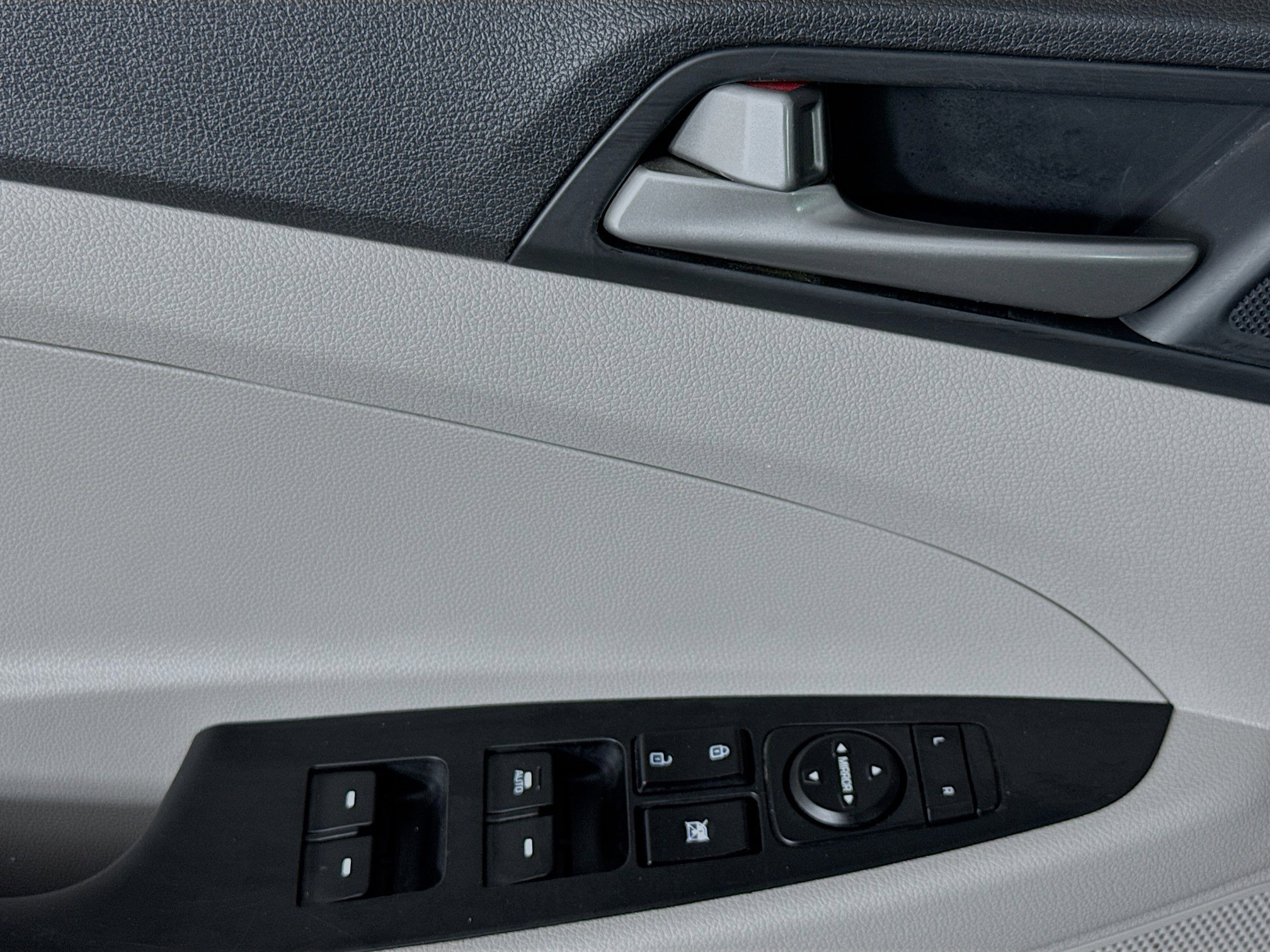 Used 2018 Hyundai Tucson SEL image 21