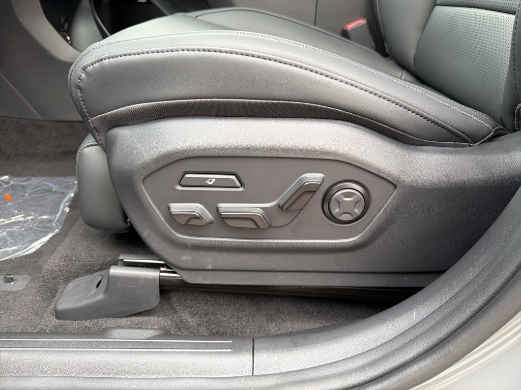 New 2026 Hyundai Santa Fe Calligraphy image 15