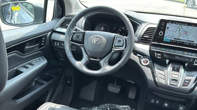 New 2026 Honda Odyssey Touring image 25