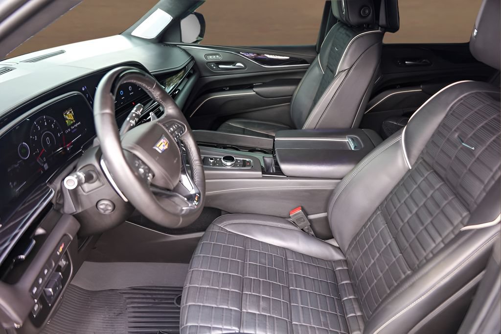 Certified 2024 Cadillac Escalade V AWD/4WD image 9