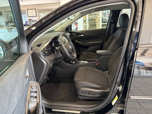 Used 2021 Buick Encore GX Preferred w/ Cold Weather Comfort Package image 15
