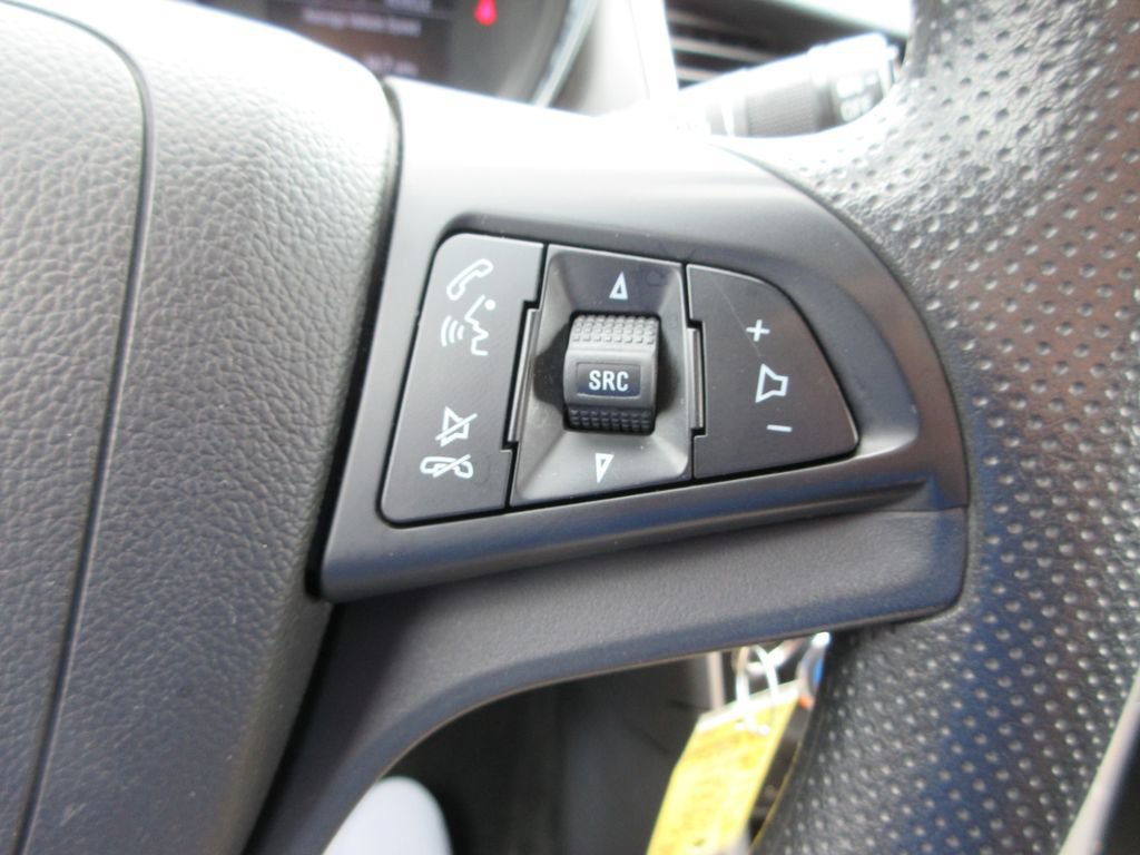 Certified 2021 Chevrolet Trax LT AWD/4WD image 26