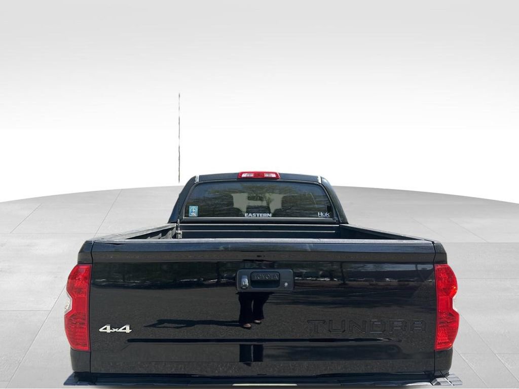 Used 2015 Toyota Tundra SR5 w/ SR5 Upgrade Package image 7