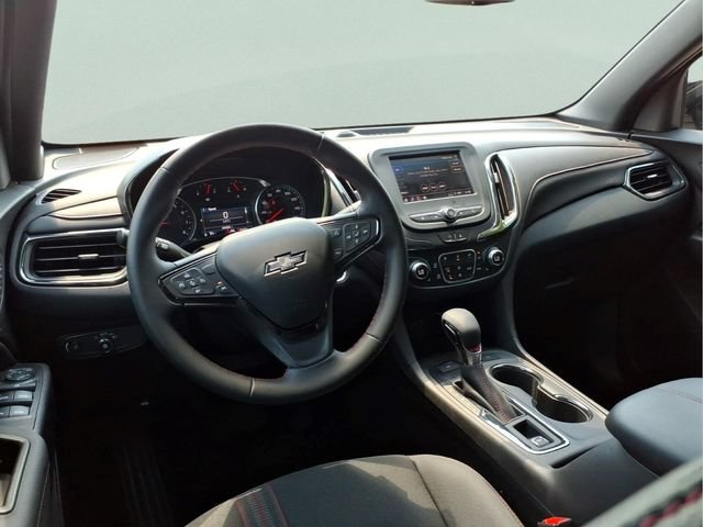 Used 2023 Chevrolet Equinox RS w/ LPO, Floor Liner Package AWD/4WD image 13