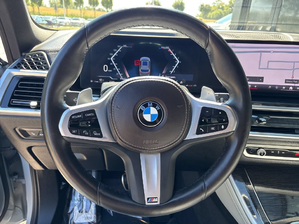 Used 2024 BMW X5 xDrive40i w/ M Sport Package AWD/4WD image 15