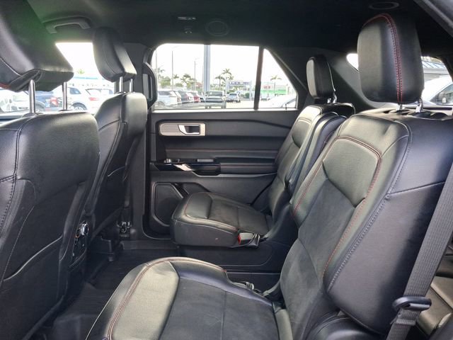 Used 2023 Ford Explorer ST-Line w/ Class IV Trailer Tow Package RWD image 6