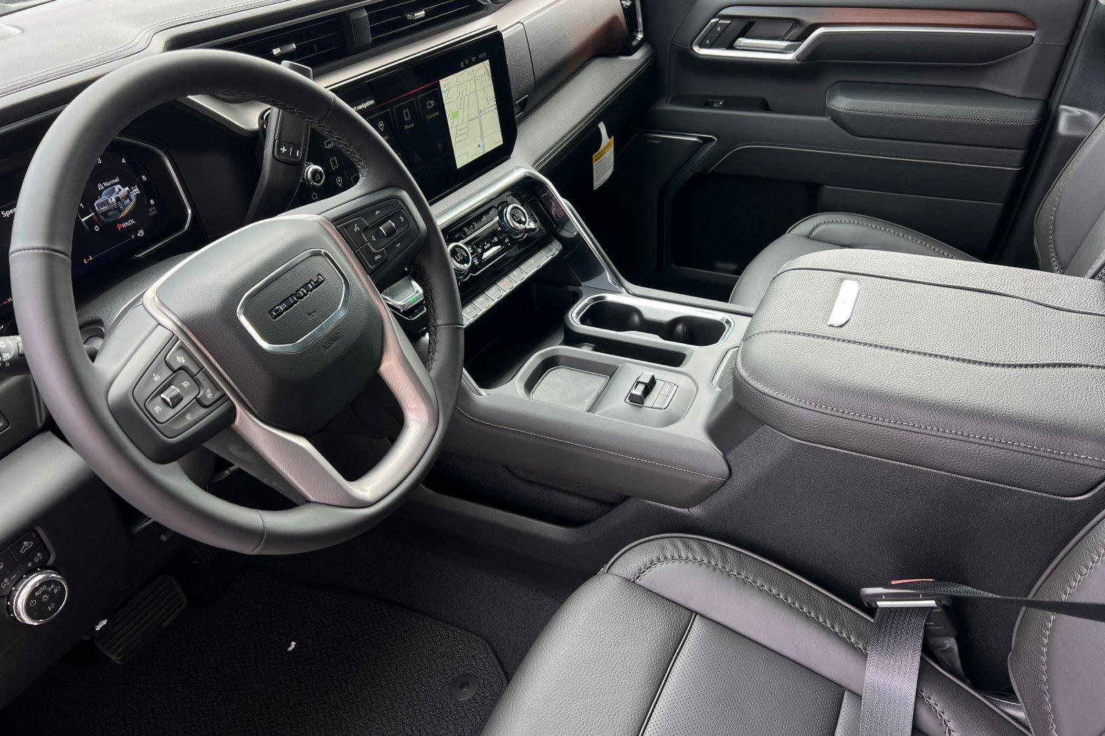 New 2026 GMC Sierra 2500 Denali AWD/4WD image 7