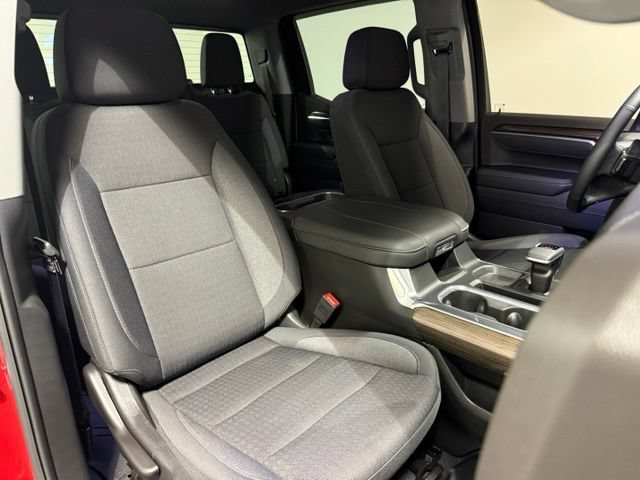 Used 2025 Chevrolet Silverado 1500 LT w/ Convenience Package II AWD/4WD image 28