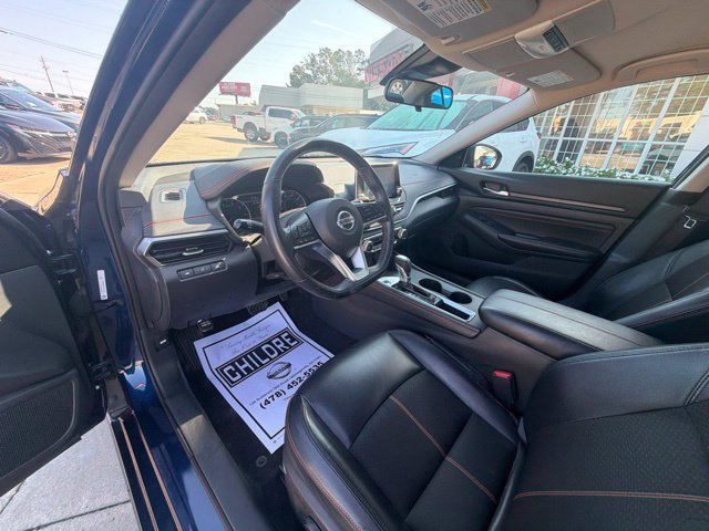 Used 2022 Nissan Altima 2.5 SR FWD image 10