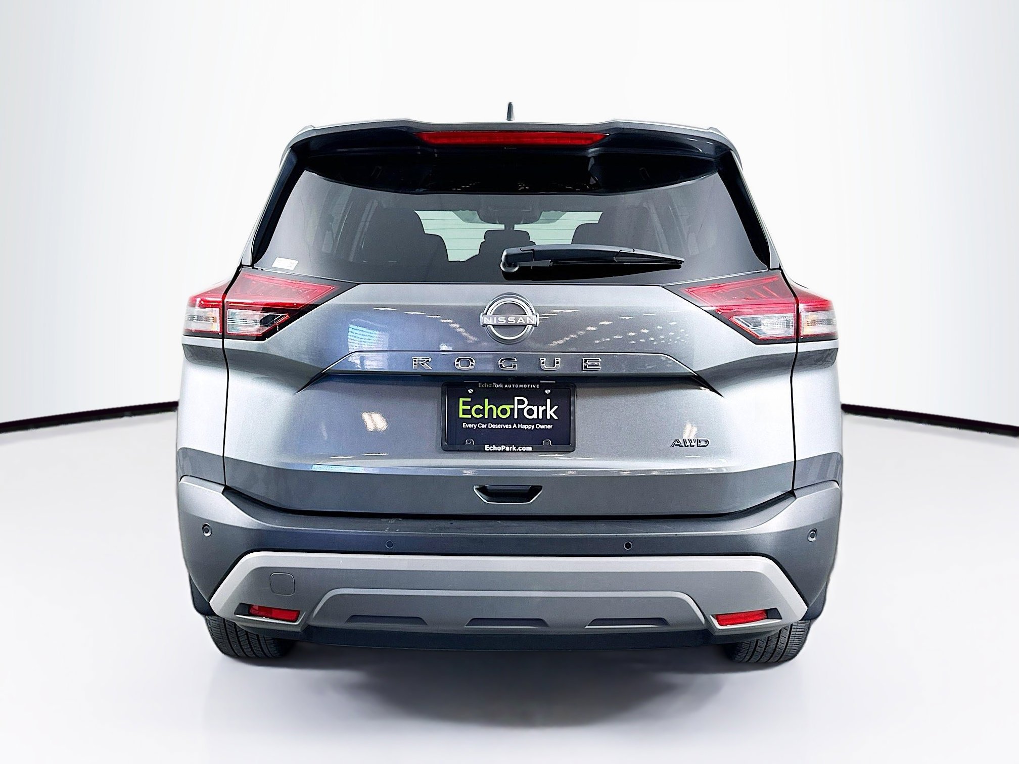 Used 2023 Nissan Rogue S image 7