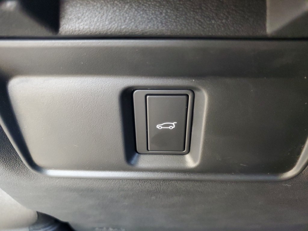New 2026 Land Rover Discovery Sport Landmark AWD/4WD image 16