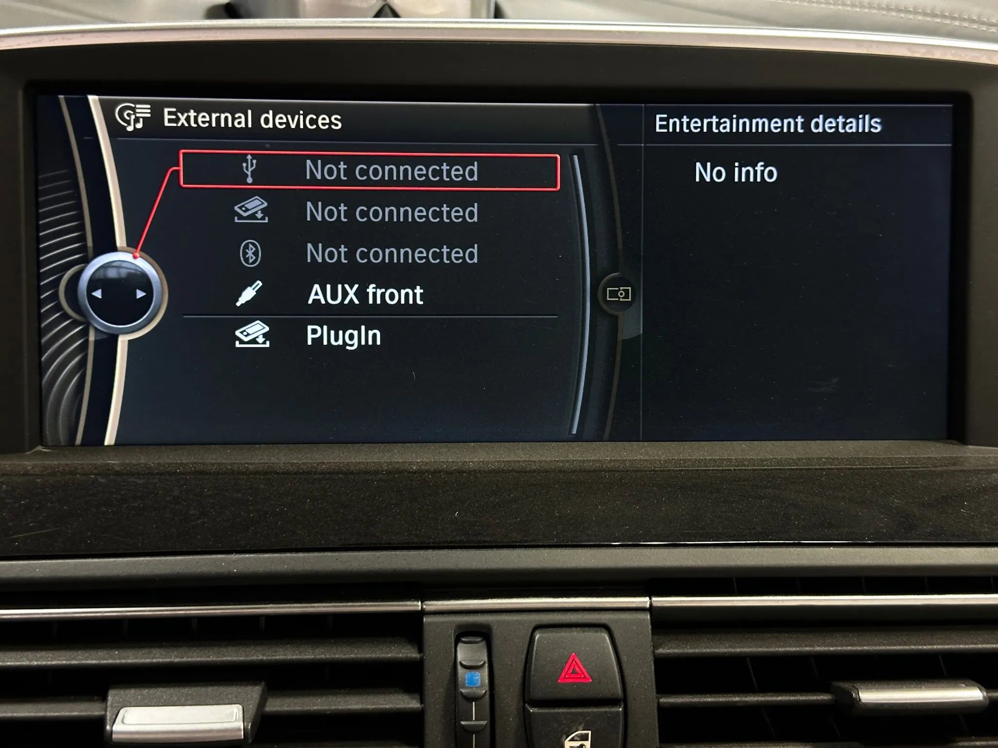 Used 2013 BMW 650i xDrive Convertible image 28