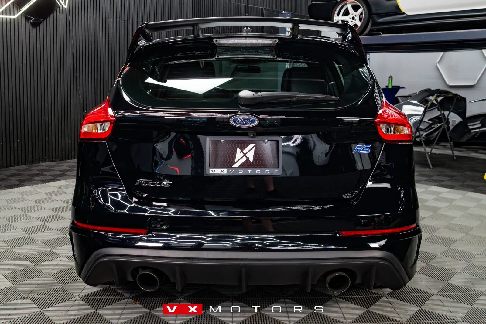 Used 2017 Ford Focus RS AWD/4WD image 16