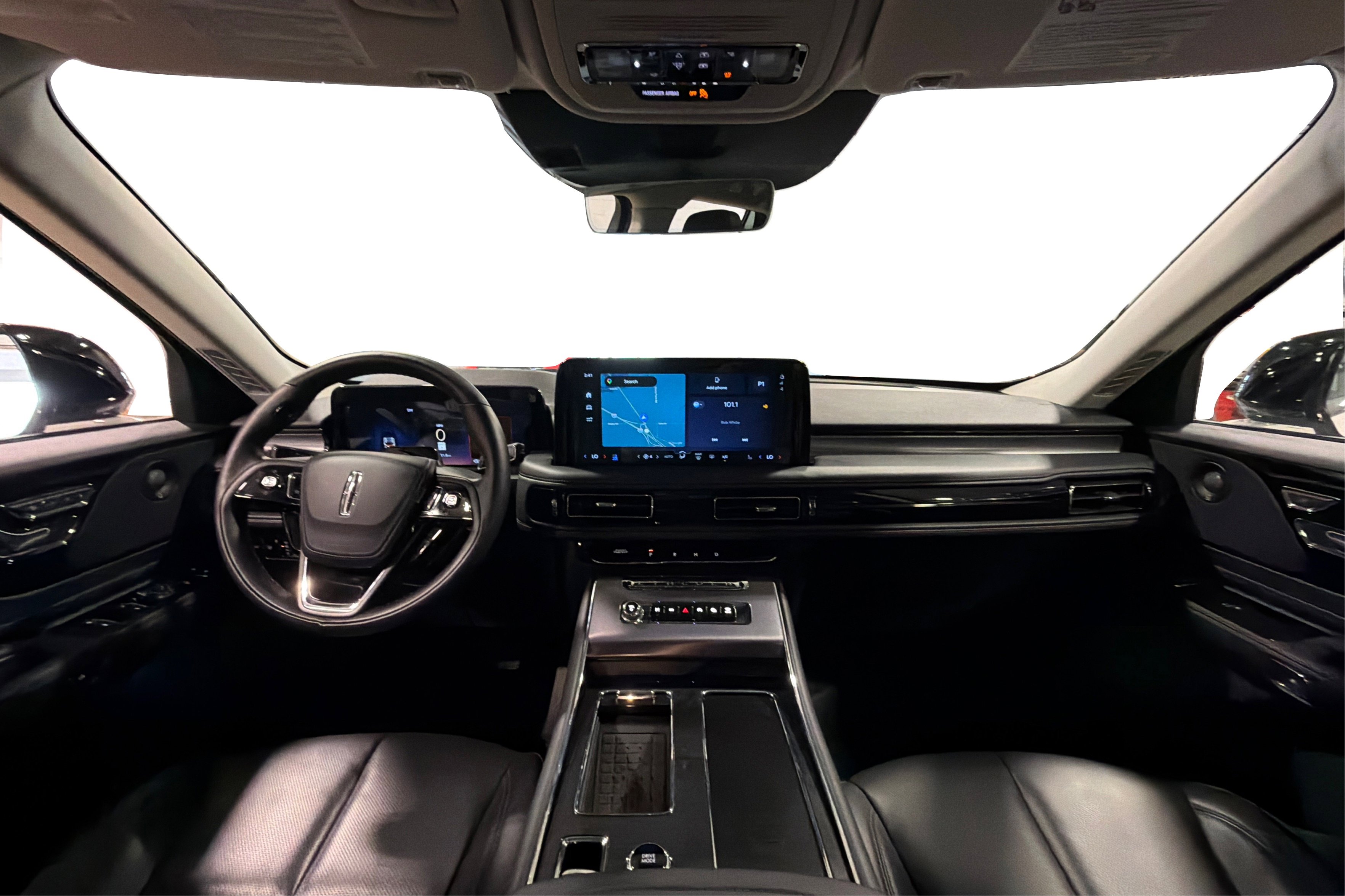 Used 2025 Lincoln Aviator AWD image 45