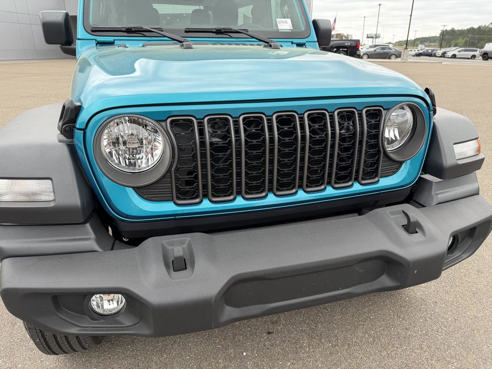 Used 2024 Jeep Wrangler Sport image 22