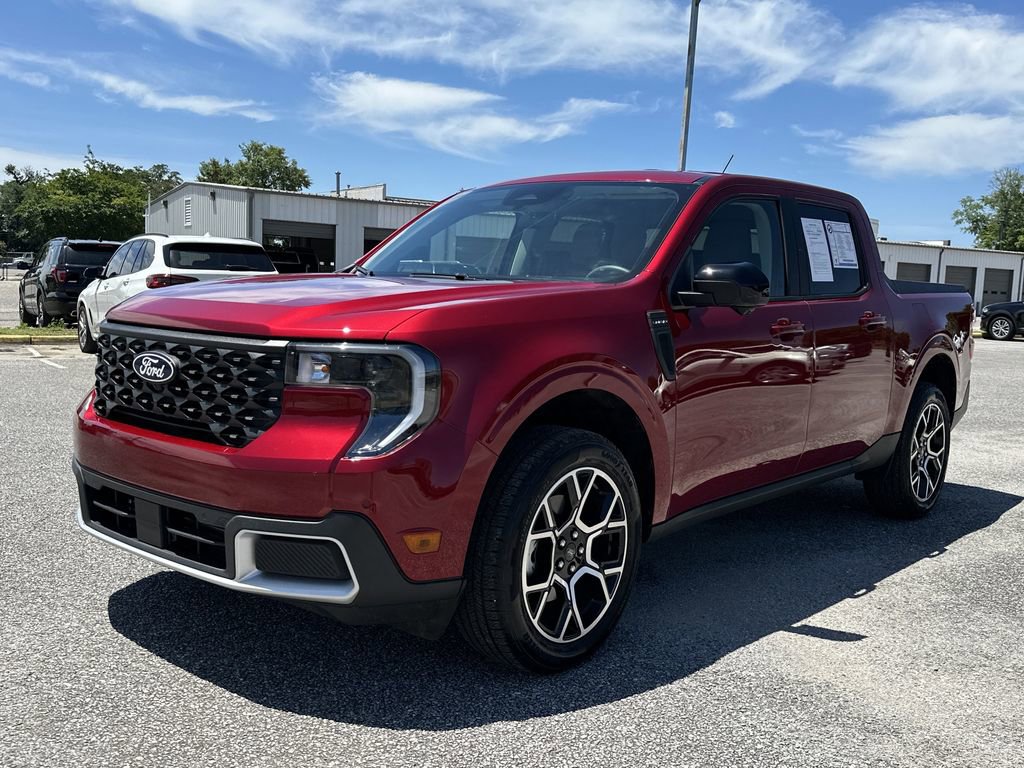 Used 2025 Ford Maverick Lariat w/ 4K Tow Package AWD/4WD image 1