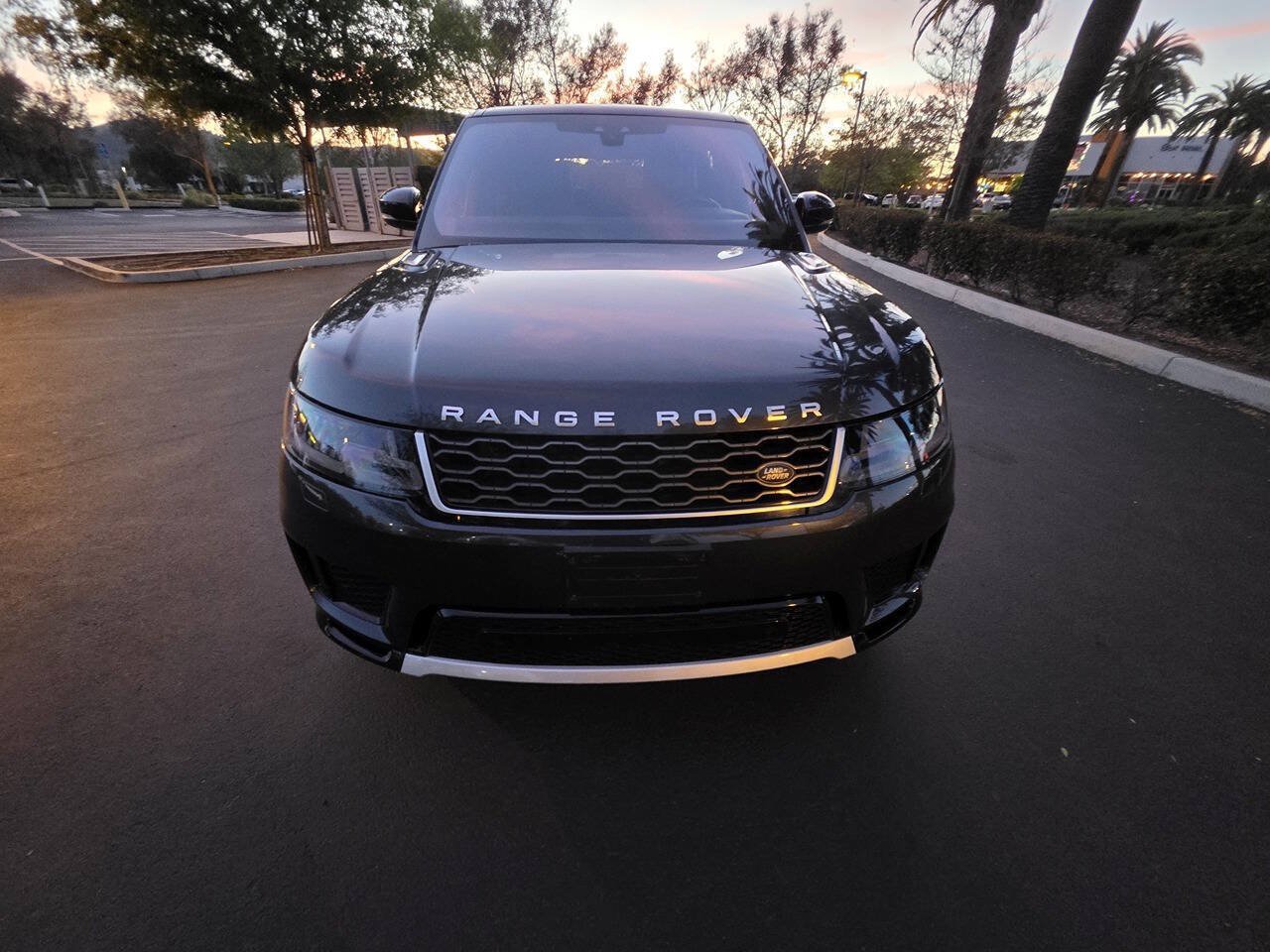 Used 2019 Land Rover Range Rover Sport HSE AWD/4WD image 10