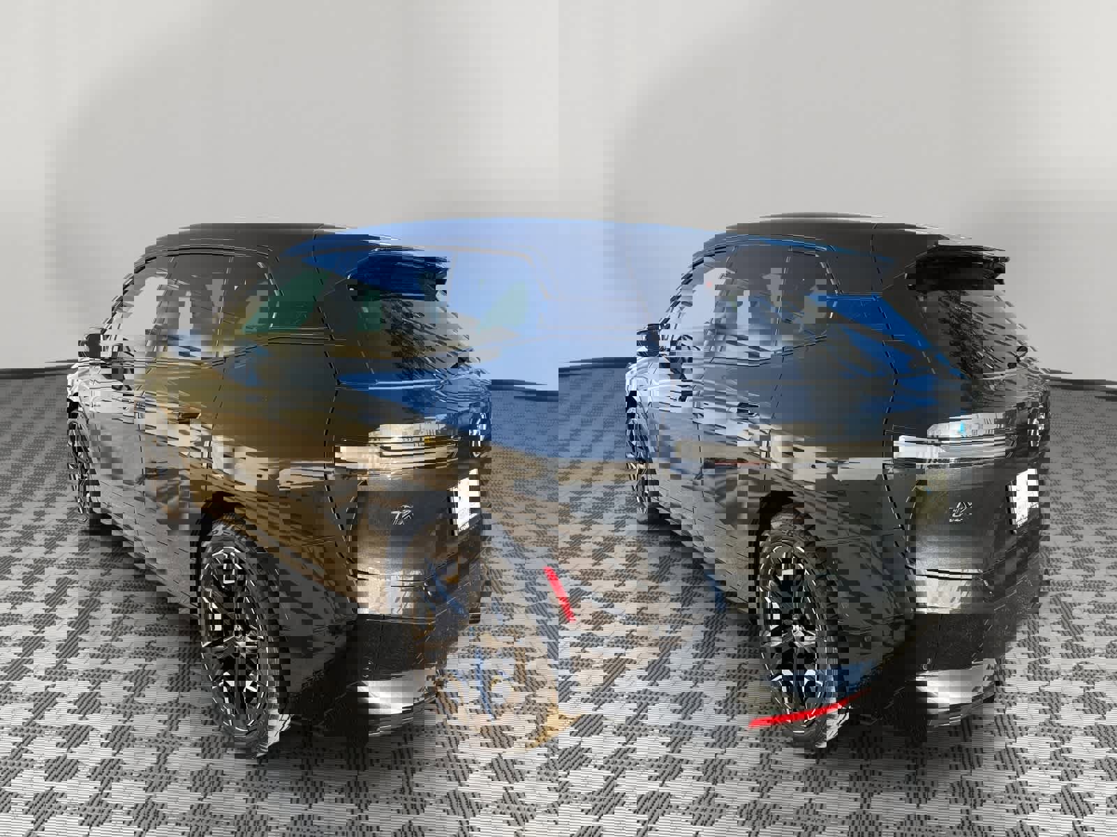 Certified 2025 BMW iX M60 image 5