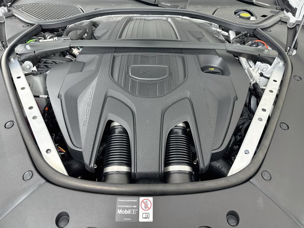 New 2026 Porsche Panamera RWD image 31