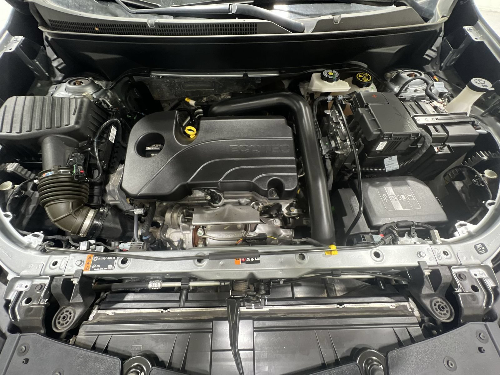 Used 2023 Chevrolet Equinox LT FWD image 24