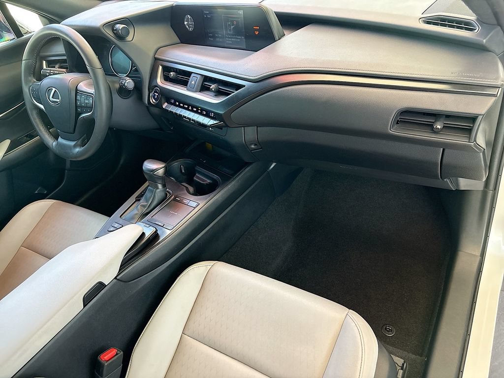 Used 2020 Lexus UX 250h w/ Accessory Package AWD/4WD image 17