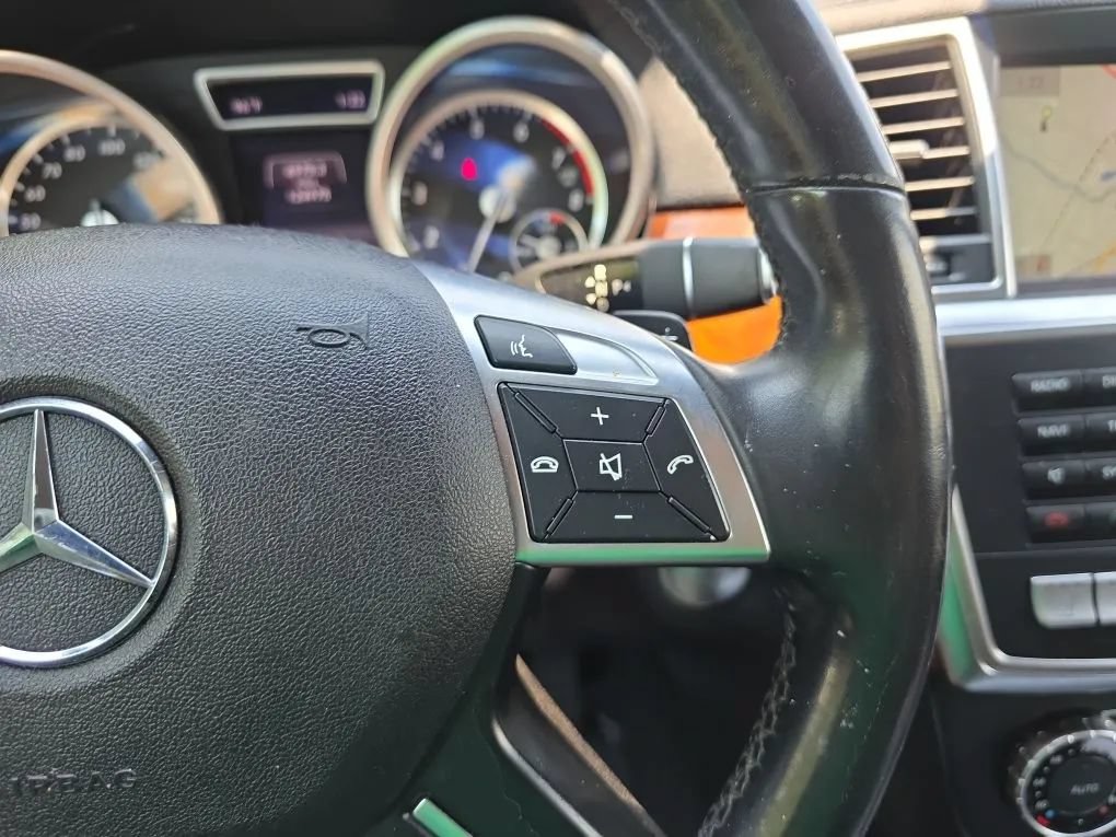 Used 2015 Mercedes-Benz ML 400 4MATIC image 19