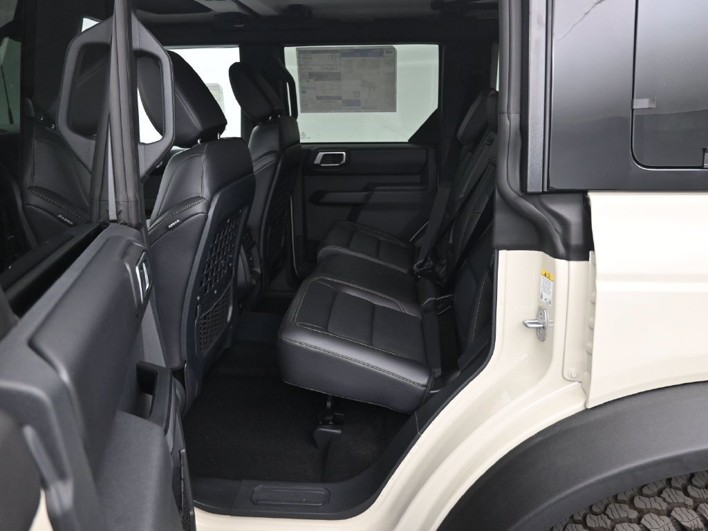 New 2026 Ford Bronco Badlands AWD/4WD image 18