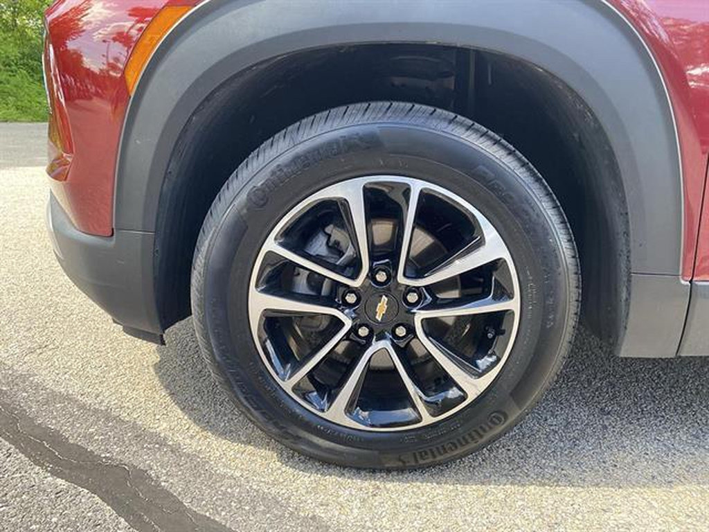 Used 2025 Chevrolet TrailBlazer LT AWD/4WD image 50