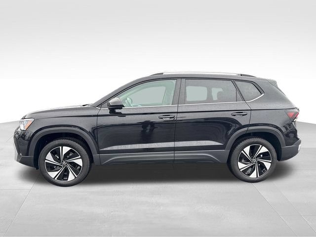 New 2026 Volkswagen Taos SE AWD/4WD image 4