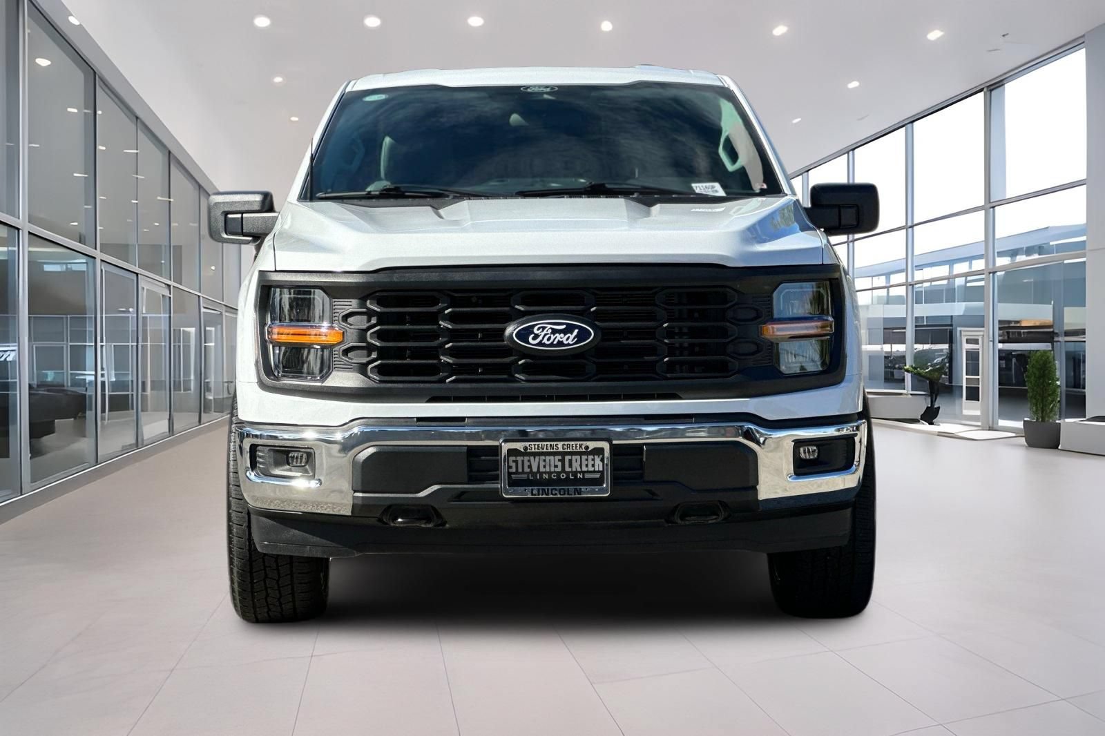 Used 2025 Ford F150 XL w/ Equipment Group 103A High AWD/4WD image 9