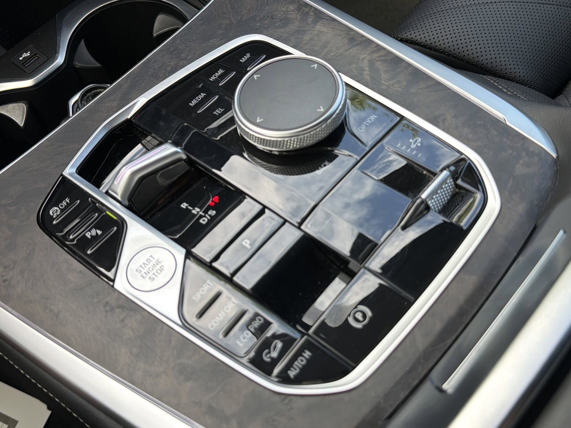 Certified 2025 BMW X7 xDrive40i image 34