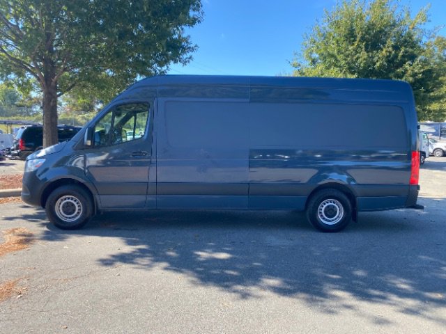 Used 2019 Mercedes-Benz Sprinter 170 image 2