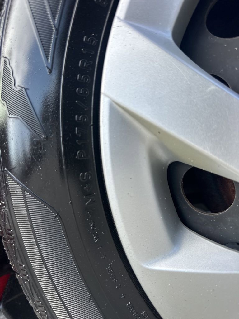 Used 2015 Toyota Prius C Two image 27