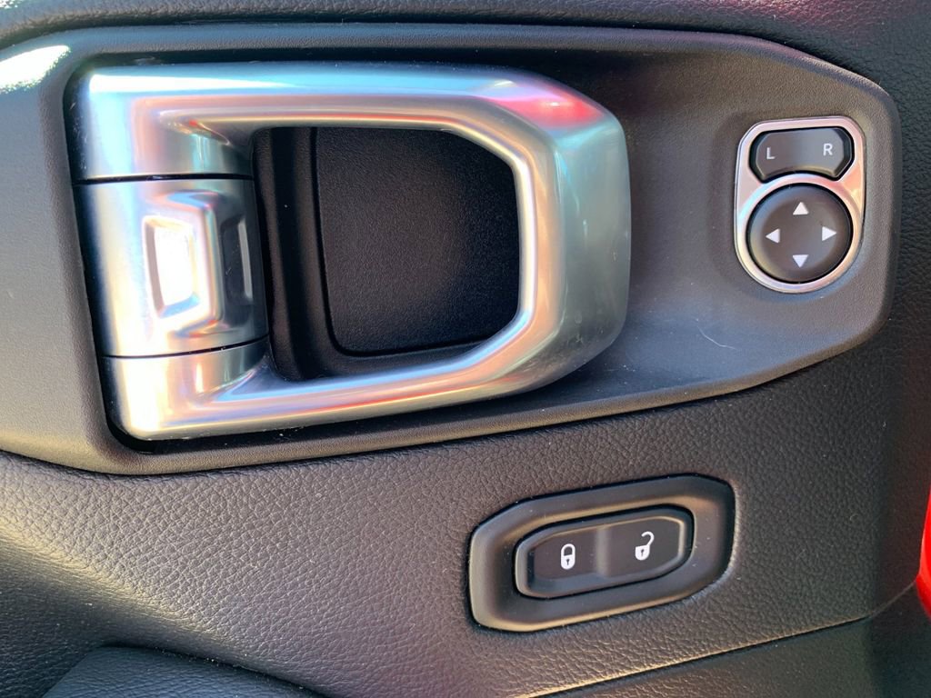 Used 2021 Jeep Wrangler Unlimited Rubicon 4xe image 13