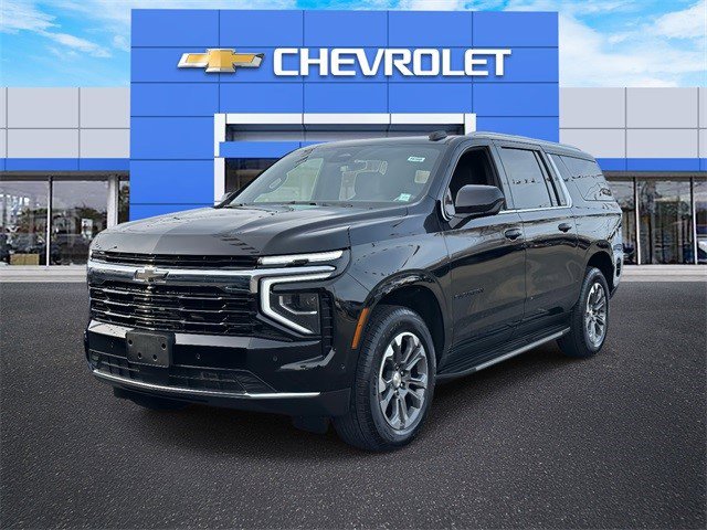 Certified 2025 Chevrolet Suburban LS w/ LPO, Dark Essentials Package image 10