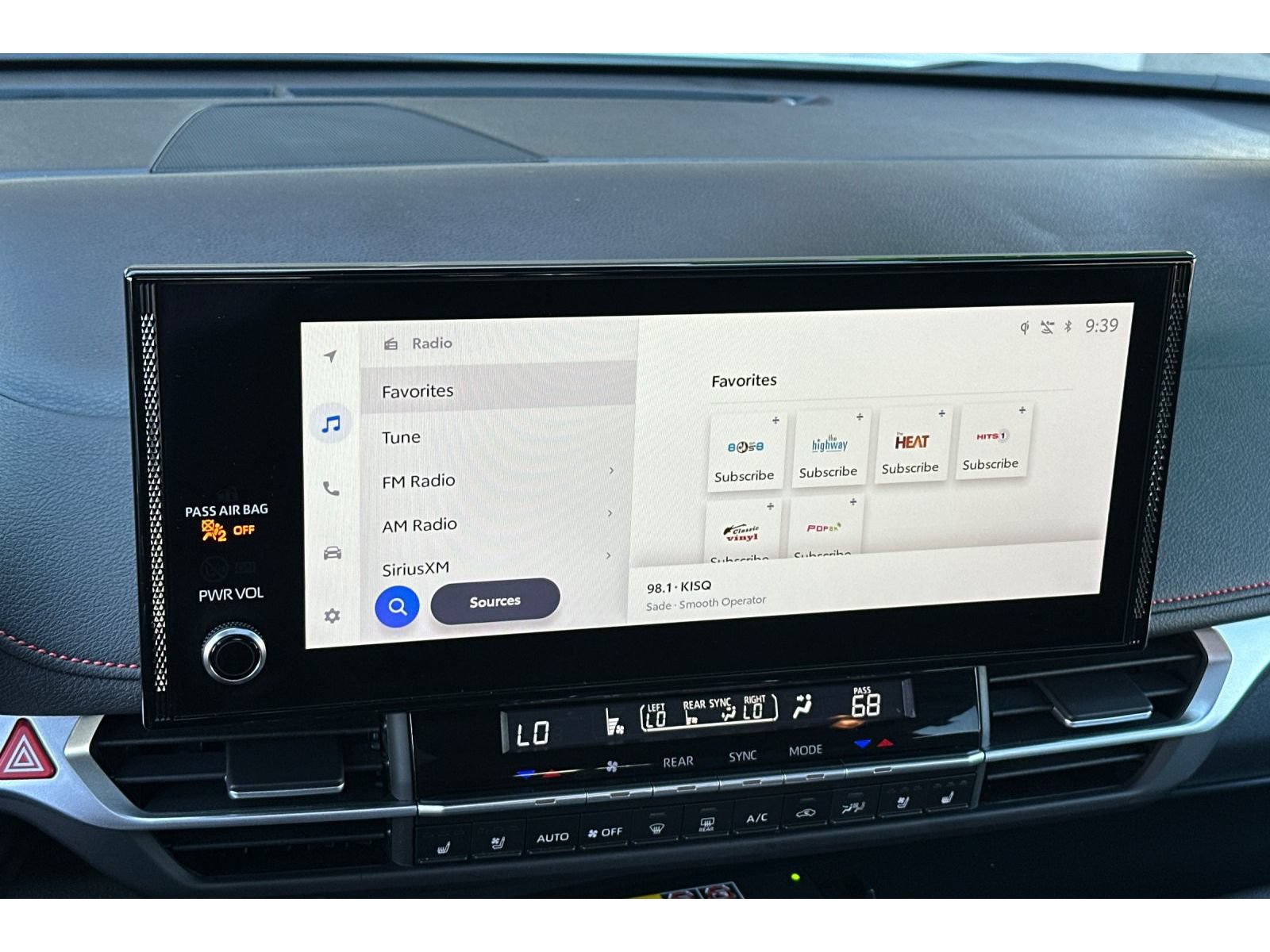 Certified 2025 Toyota Sienna XSE w/ XSE Premium Package AWD/4WD image 24
