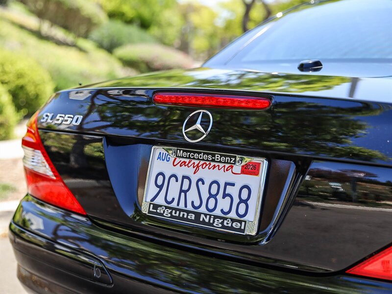 Used 2008 Mercedes-Benz SL 550 w/ AMG Sport Pkg image 15