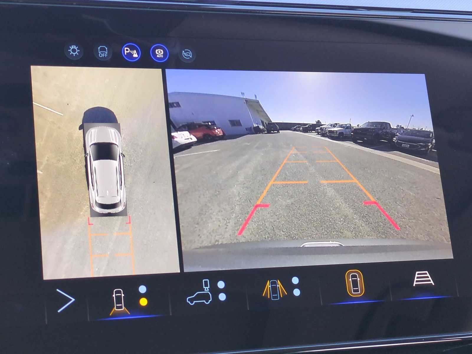 New 2027 Chevrolet Bolt RS w/ Technology Package FWD image 20