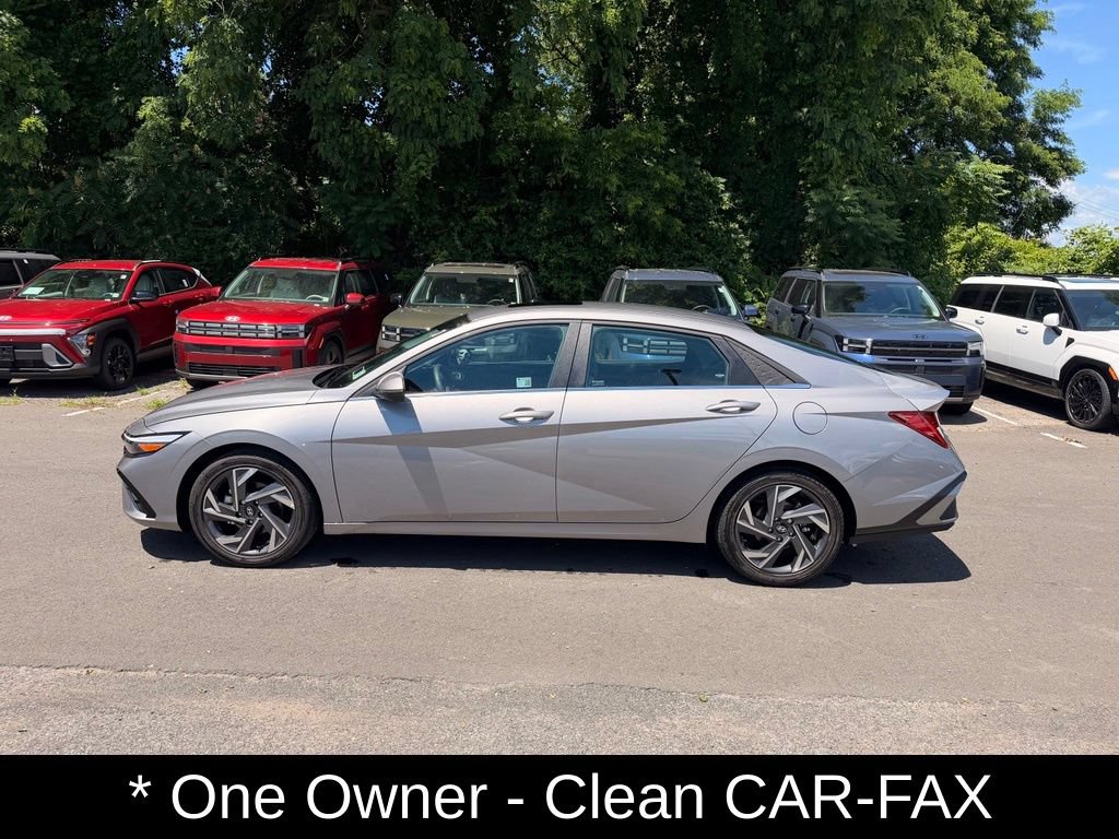 Used 2025 Hyundai Elantra Limited FWD image 6
