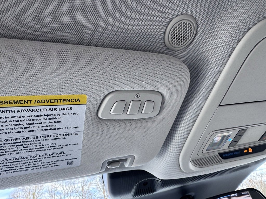 Used 2025 Ford Explorer Active w/ Active Comfort Package image 13