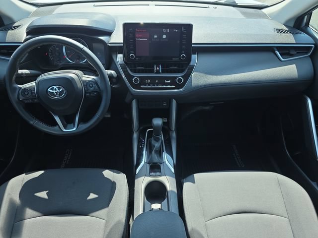 Used 2022 Toyota Corolla Cross LE AWD/4WD image 13