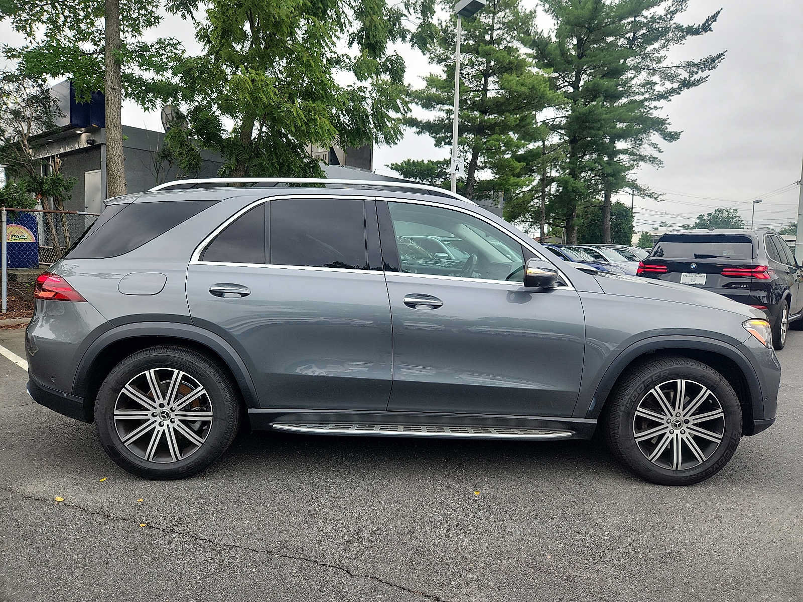 Used 2024 Mercedes-Benz GLE 350 4MATIC image 7